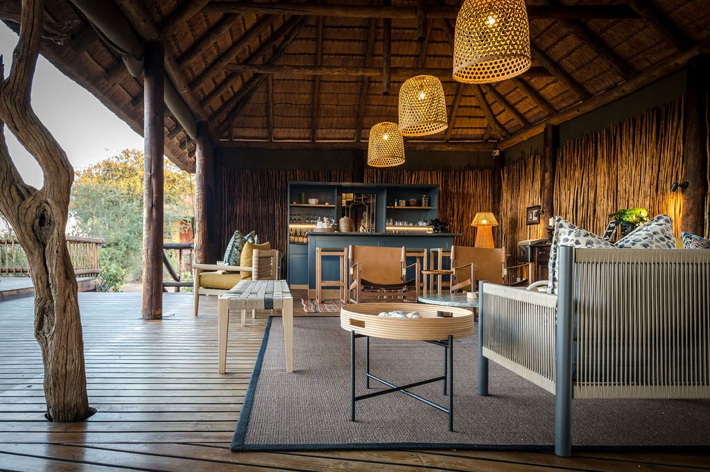 nThambo Tree Camp Safari Bar