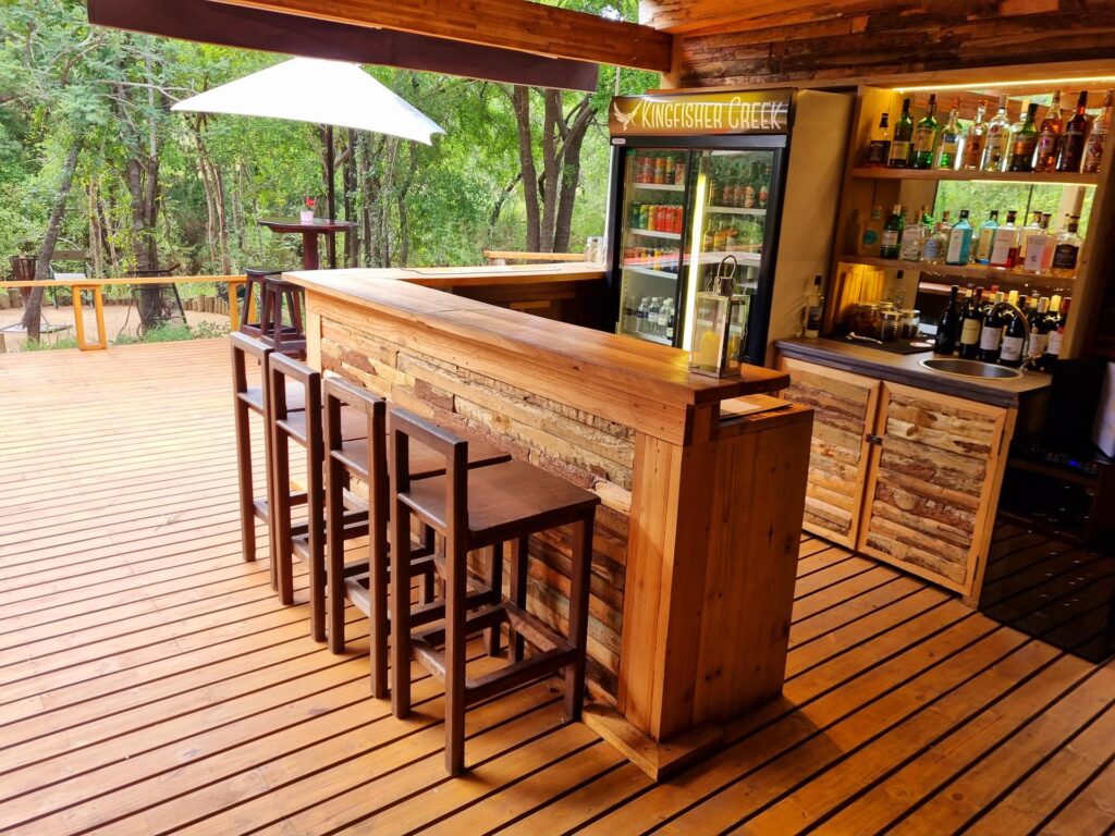 Kingfisher Safari Lodge Bar