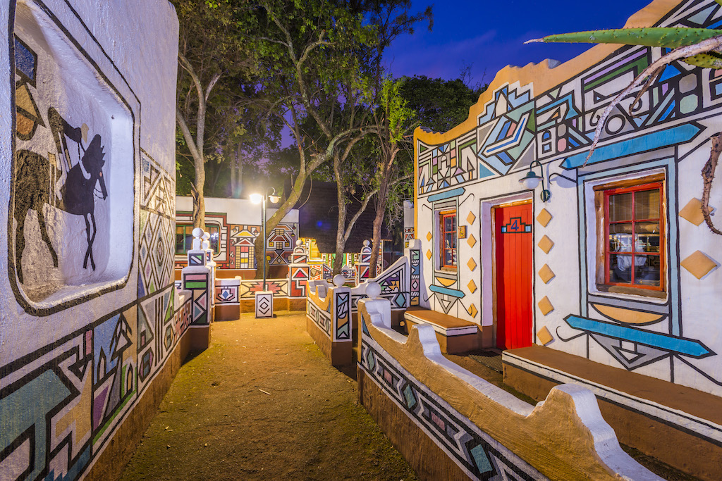 Lesedi Cultural Village