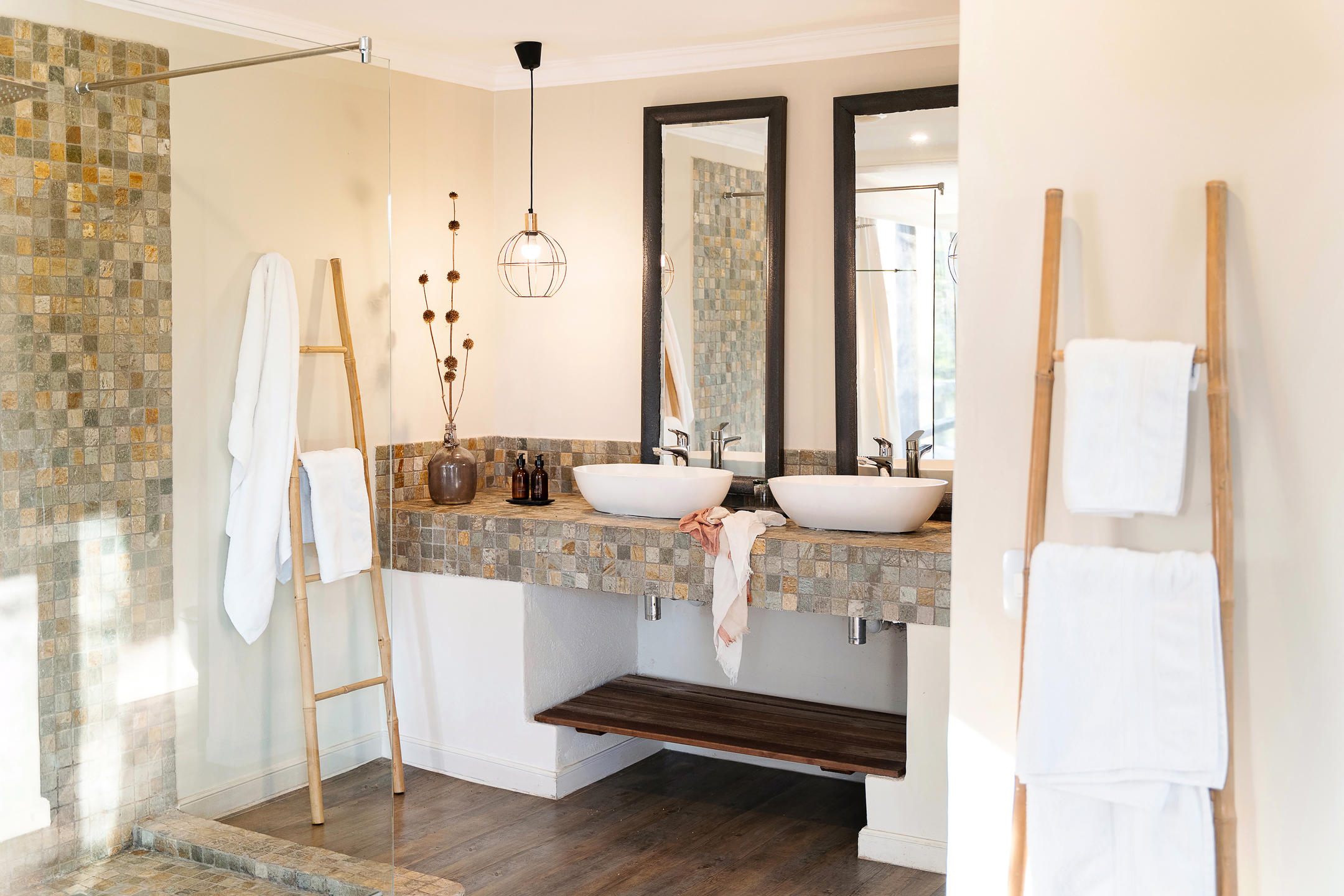 Simbavati River Lodge Bathroom